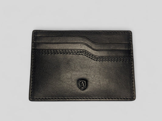 Carlo, schlanker Cardholder im Querformat 7 x 10 cm